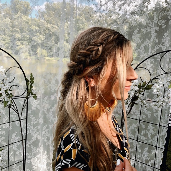 Dress !! - Picture 5 of 5